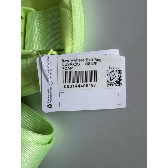 New Lululemon Everywhere Belt Bag Neon Adjustable Strap FZAP NWT - Picture 5 of 9
